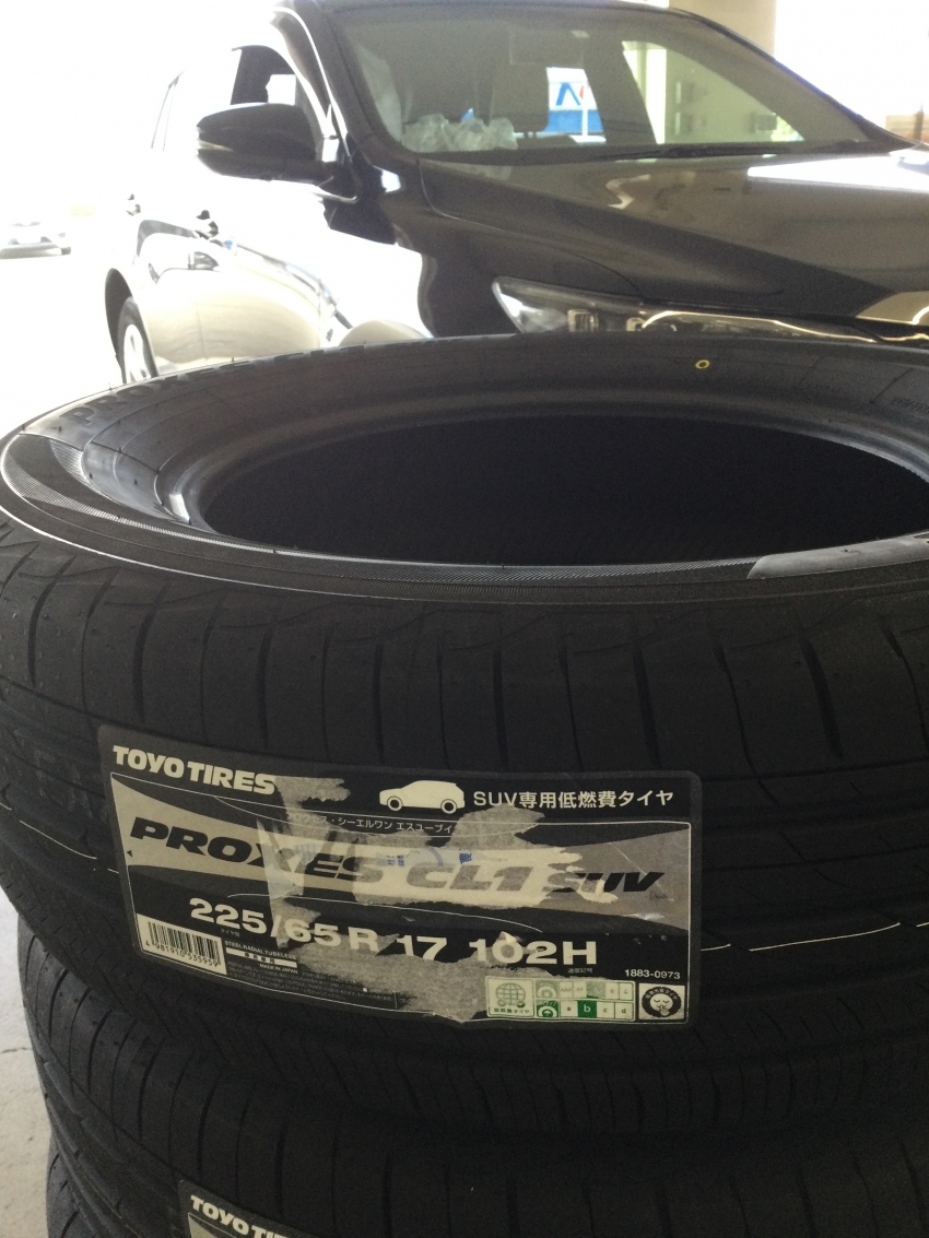 販売済み トーヨーSUV用タイヤ 225/65R17 ハリアーなどに